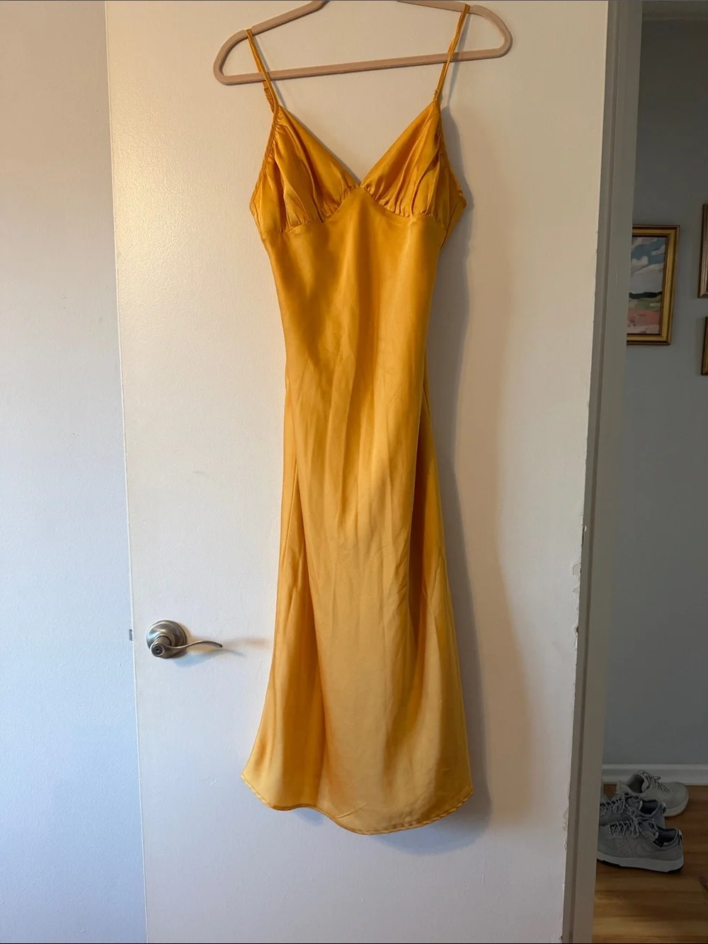 Abercrombie & Fitch flowing satin
